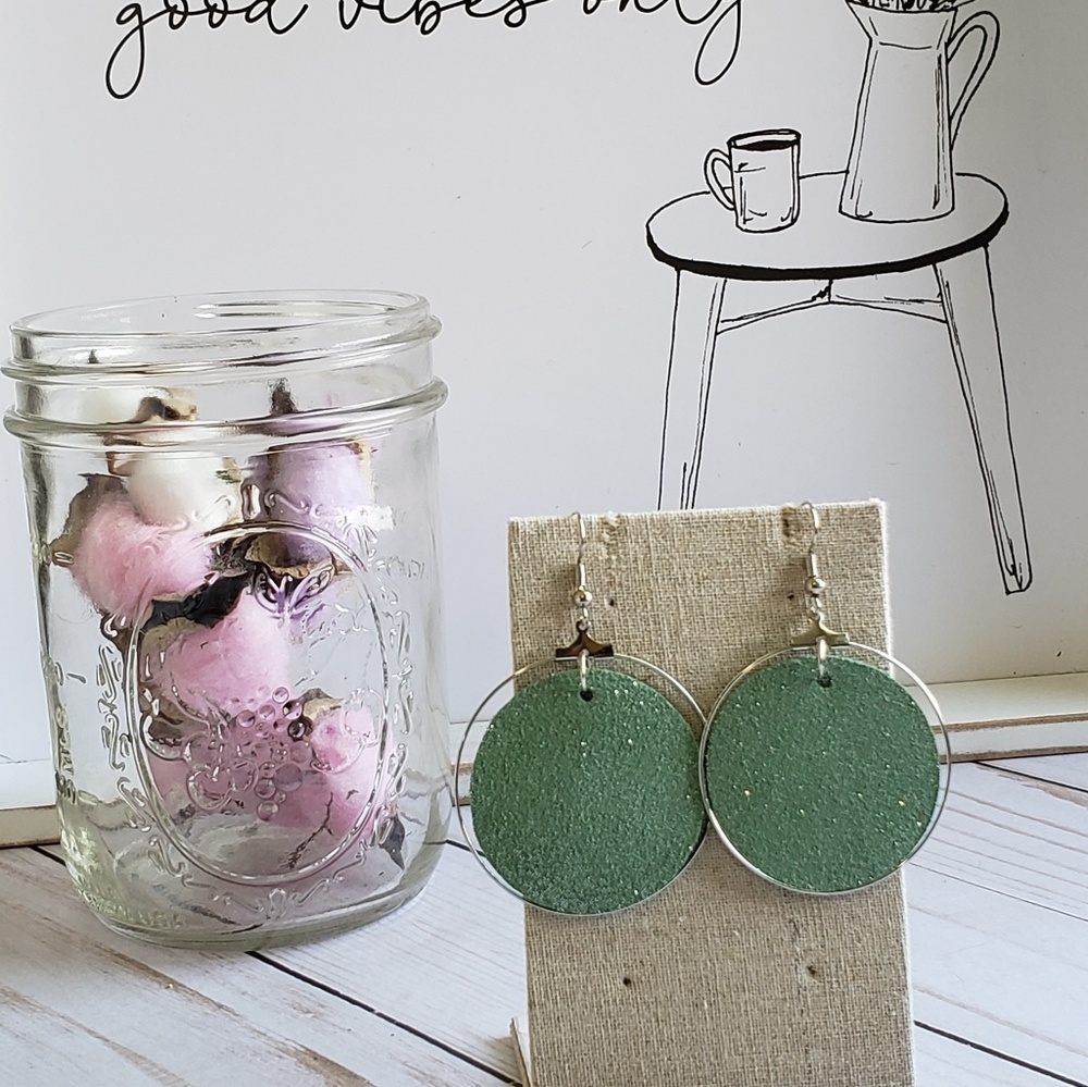 Jewelry - Picture 4 of 4